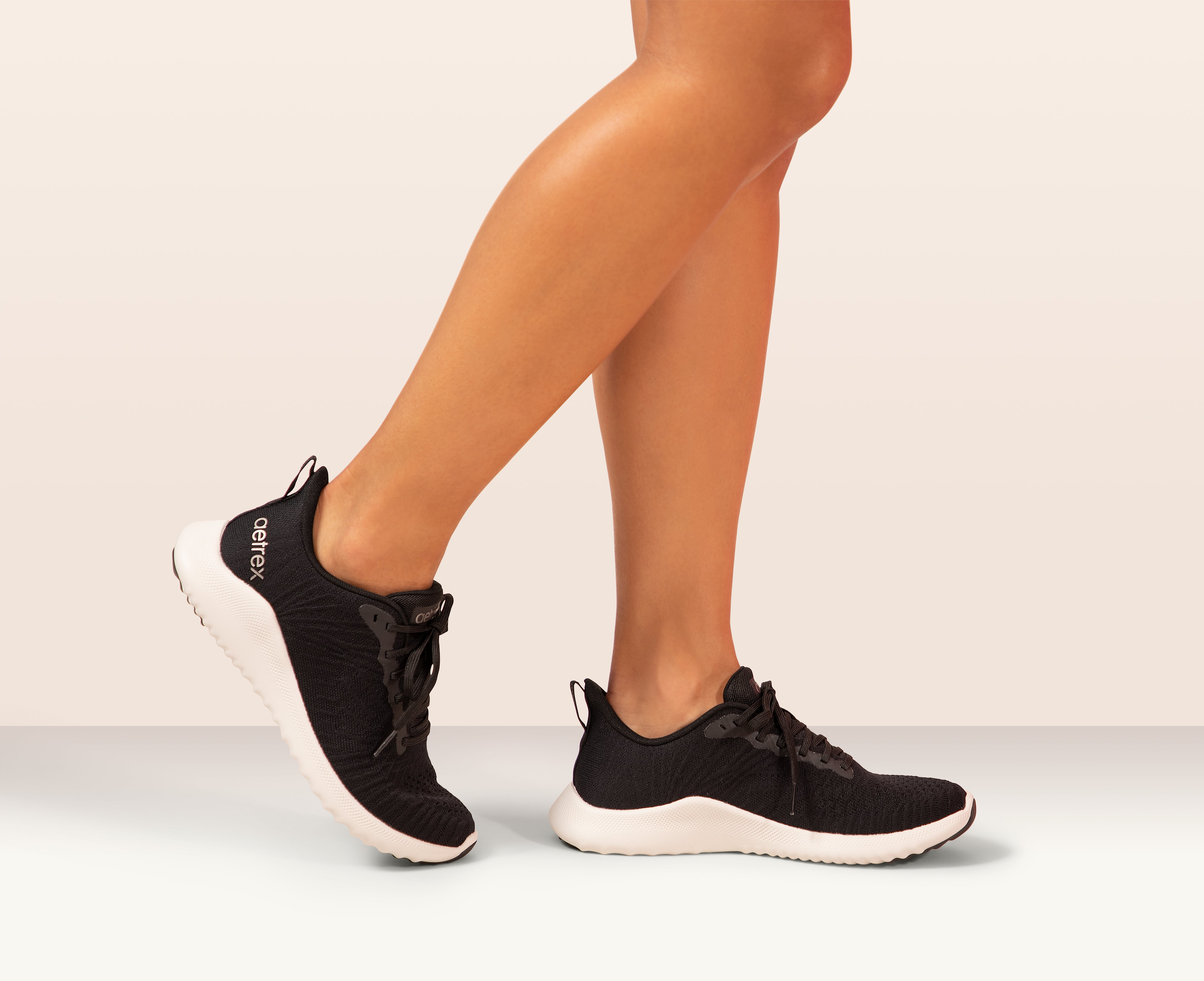 Emery Arch Support Sneaker #color_black