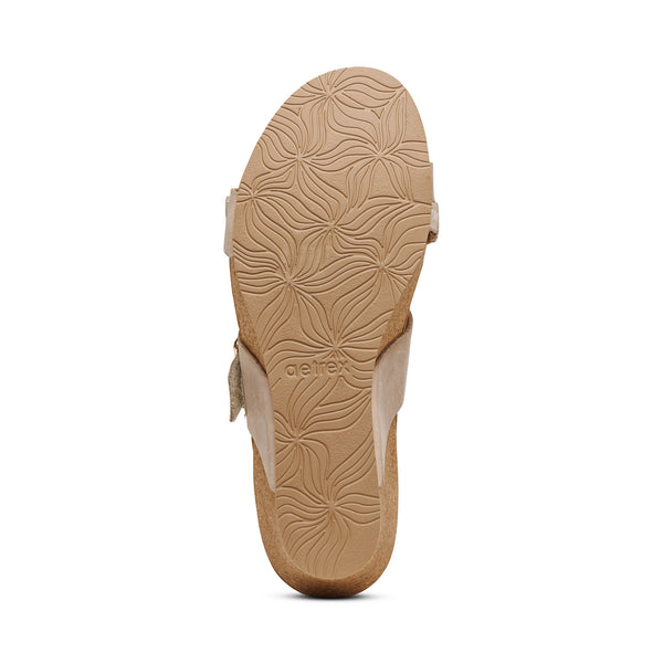 Kimmy Arch Support Wedge #color_ivory