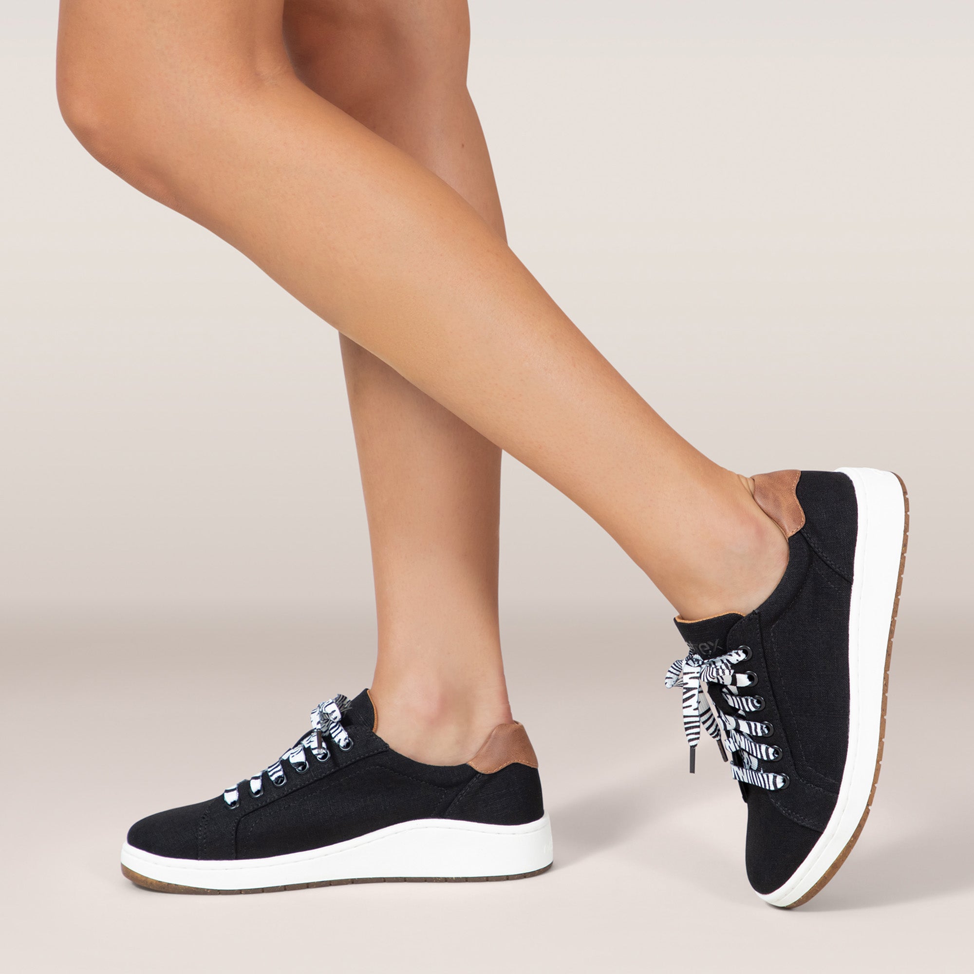 Renee Arch Support Sneaker #color_navy