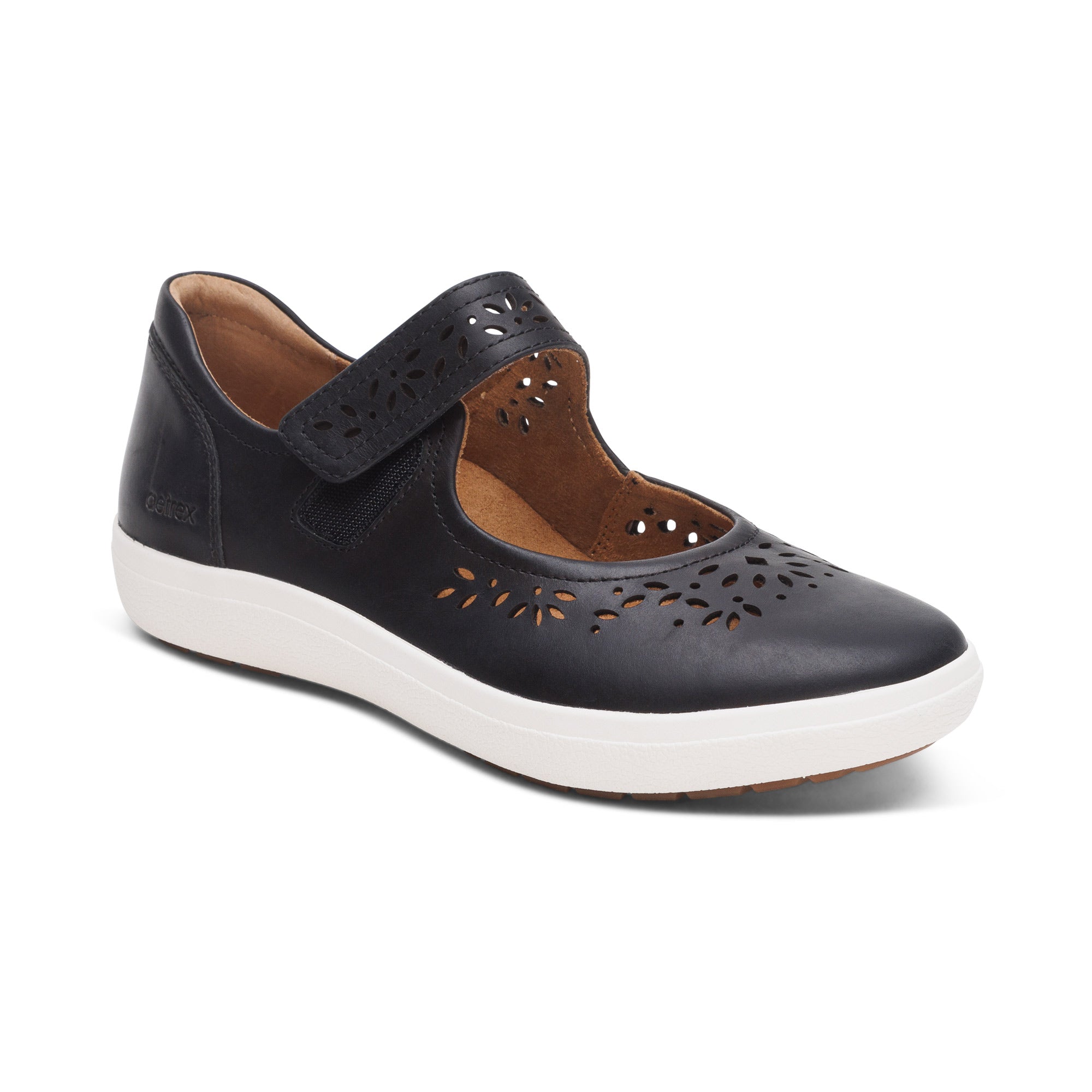 Erica Casual Sneakers Extra Angle #color_black
