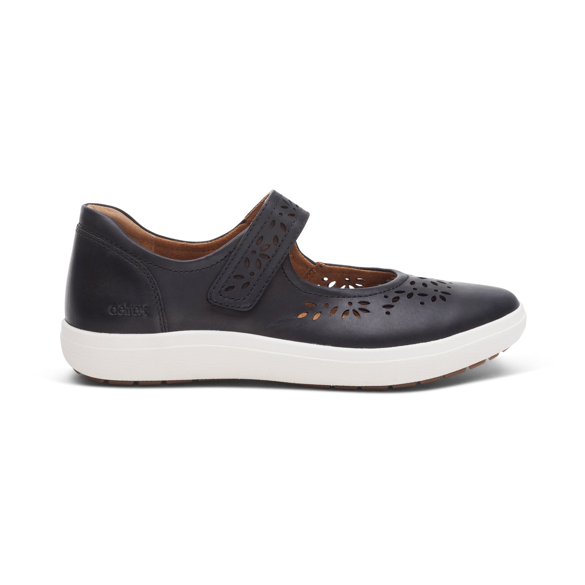 Erica Casual Sneakers Right Angle #color_black