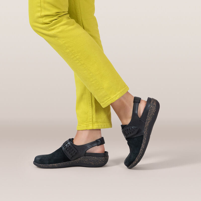 Leni Slingback Clog #color_black