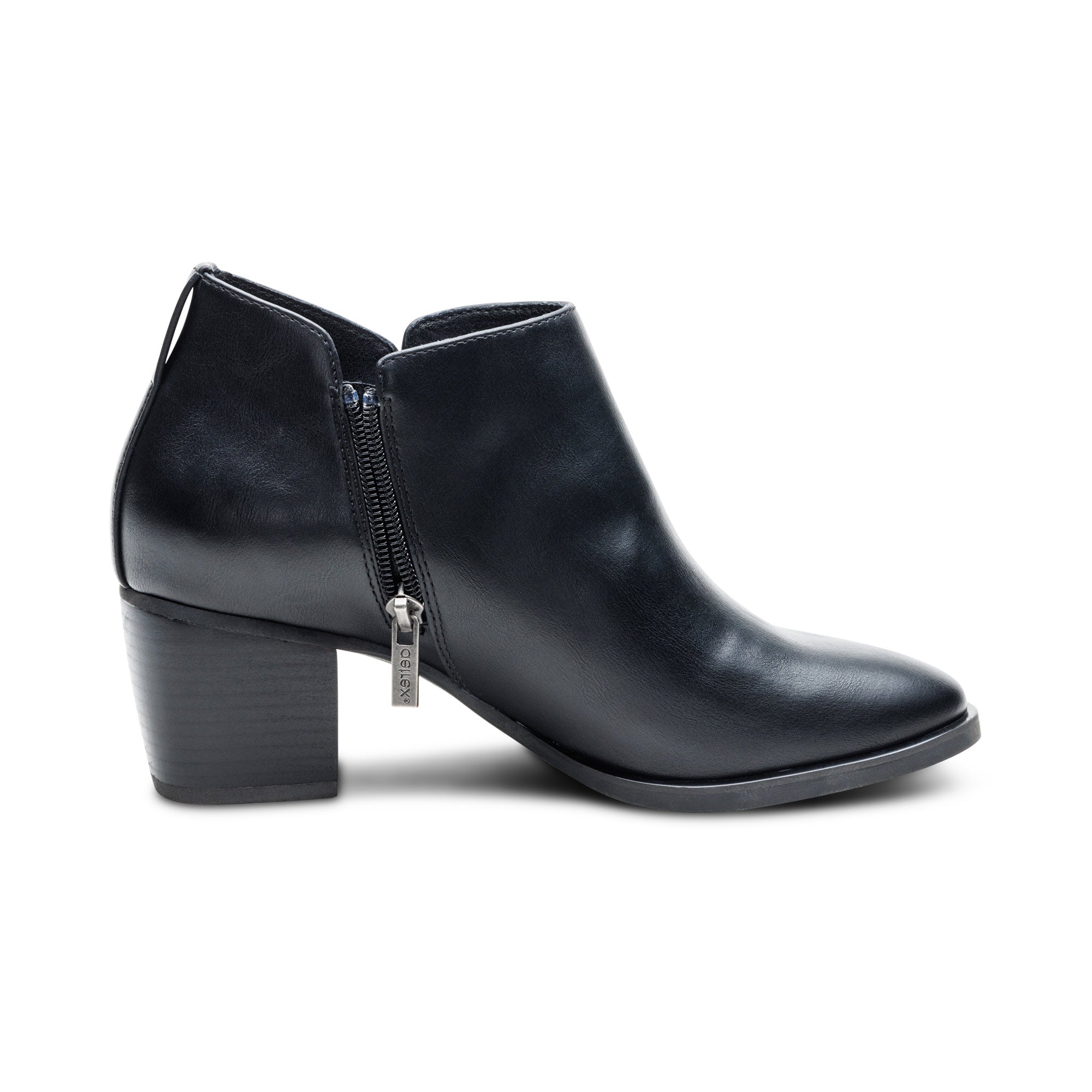 Victoria Short Bootie #color_black