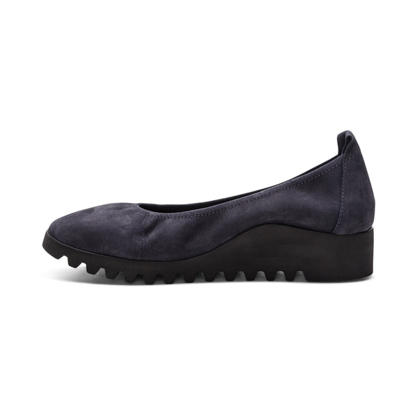 Brianna-Slip-On #color_navy