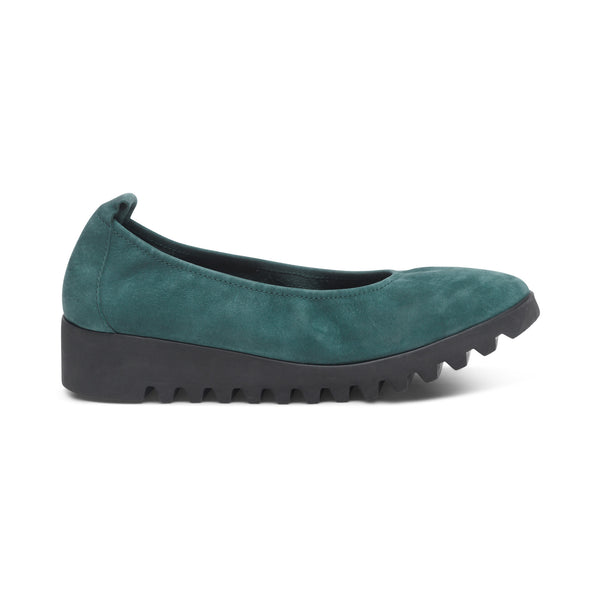 Brianna-Slip-On #color_dark-tea