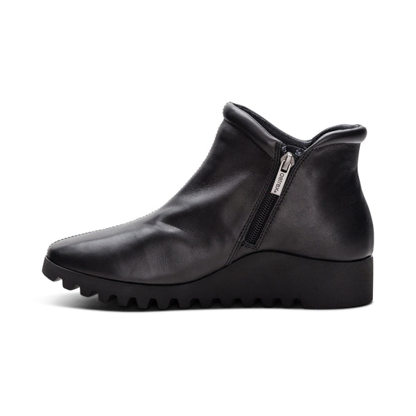 Zoey-Slip-On-Boot #color_black-leather