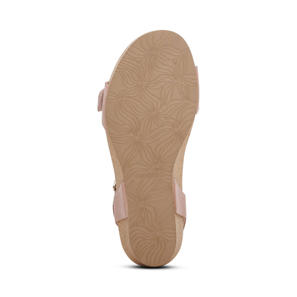Lexa-Quarter-Strap-Wedge #color_rose