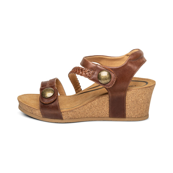 Avril-Quarter-Strap-Wedge #color_walnut
