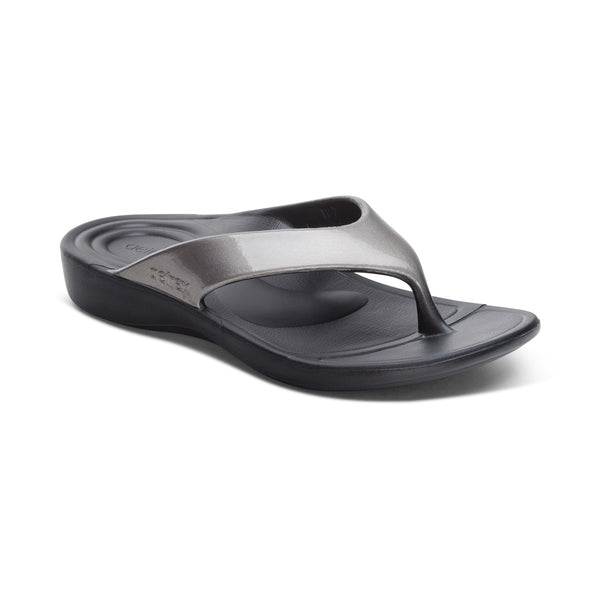 Maui-Flips---Women #color_pewter-metallic