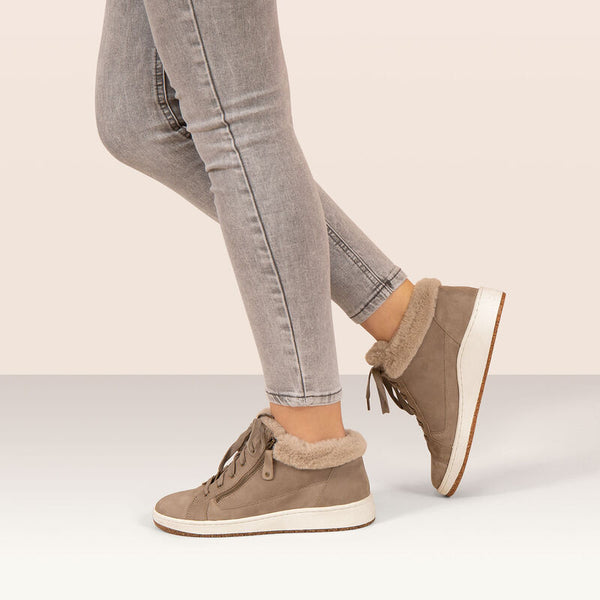 Dylan-Lace-Up-Sneaker #color_taupe