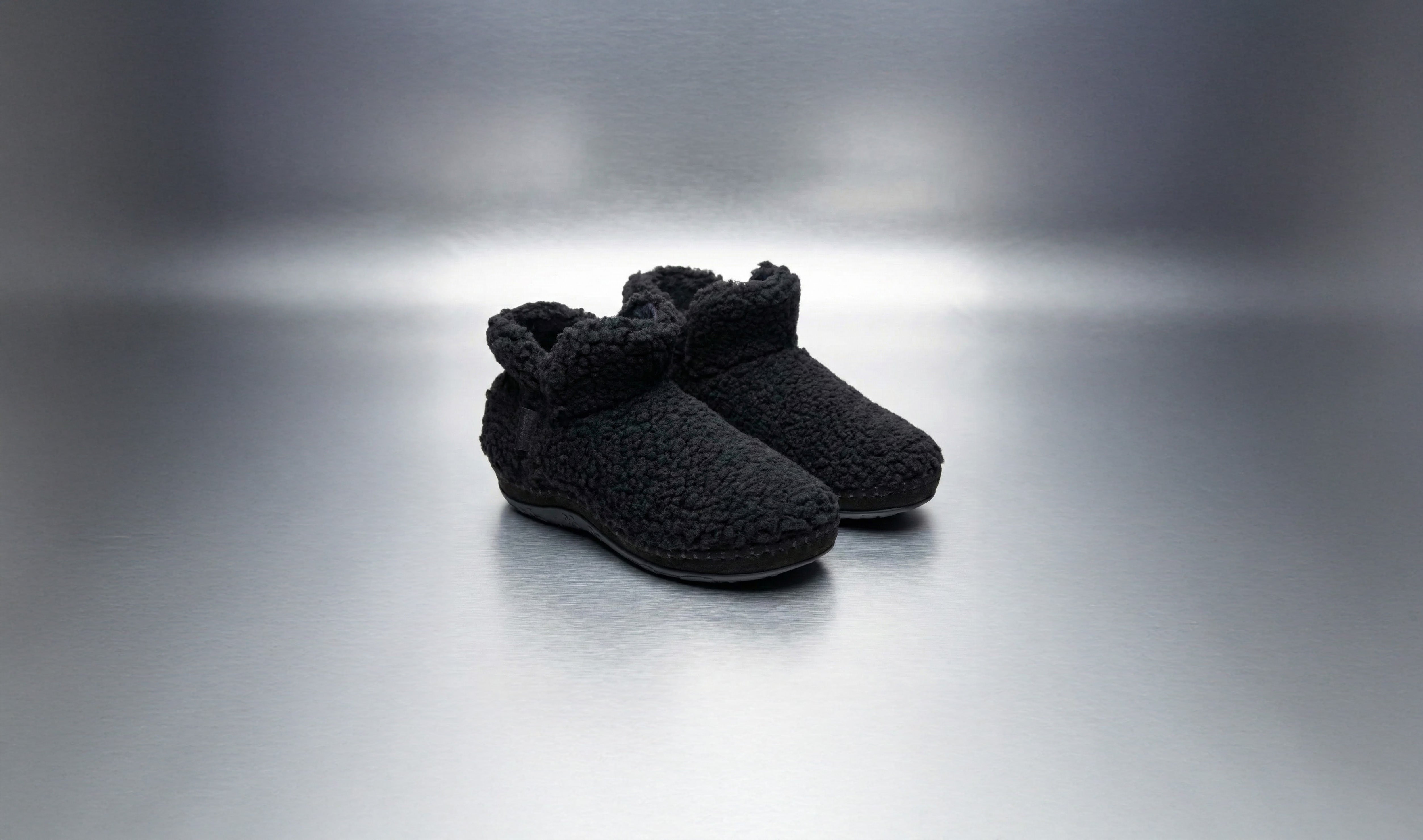 The 4 Best Women's Slippers with Arch Support