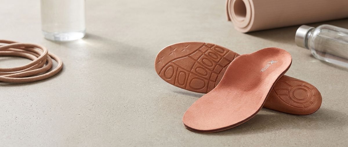 Aetrex Premium Memory Foam Posted Orthotic insole for running and walking