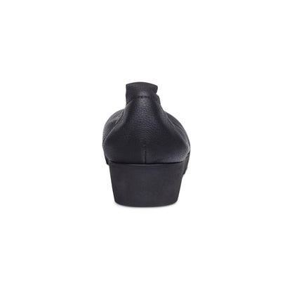 Brianna Slip On #color_black