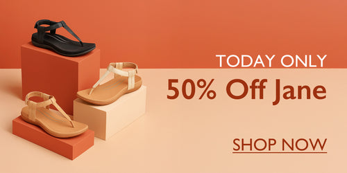 Promotional banner with sandals on orange blocks and text offering a discount.