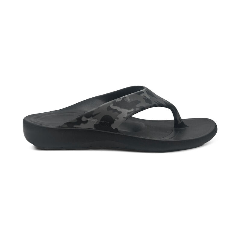Maui Flips - Men #color_charcoal-camo