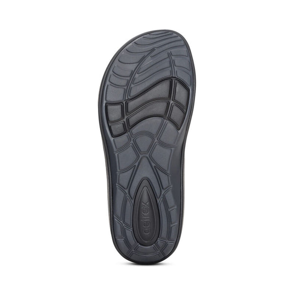Maui Flips - Men #color_charcoal-camo