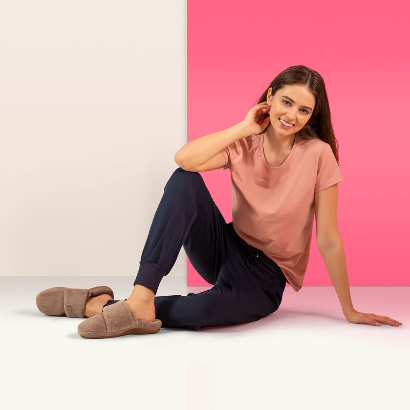 Mandy Closed Toe Slipper #color_coffee