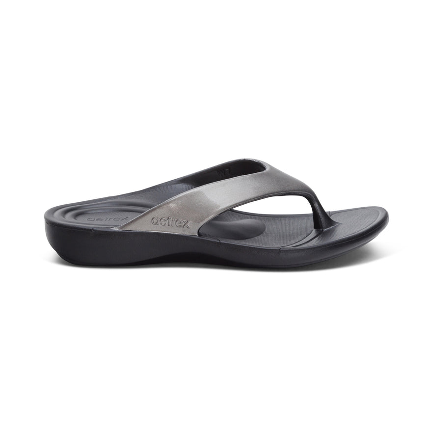 Maui Flips - Women #color_pewter-metallic