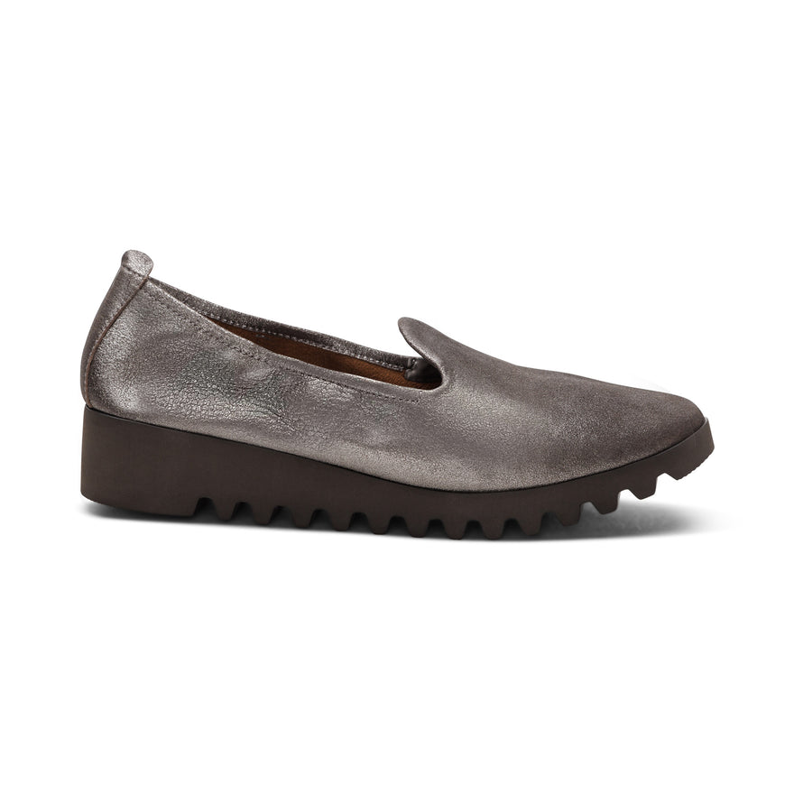 Liz Slip On Flat #color_brushed-silver