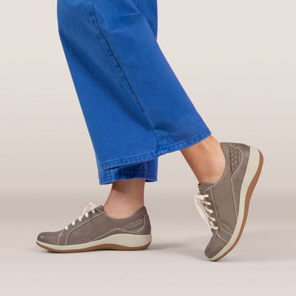 Dana Lace-Up Oxford #color_warm grey