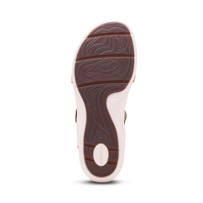 Savannah Adjustable Quarter Strap Sandal #color_taupe