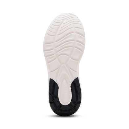 Nova Arch Support Sneaker bottom Angle #color_black