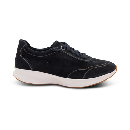 Serena Arch Support Sneaker right Angle #color_black