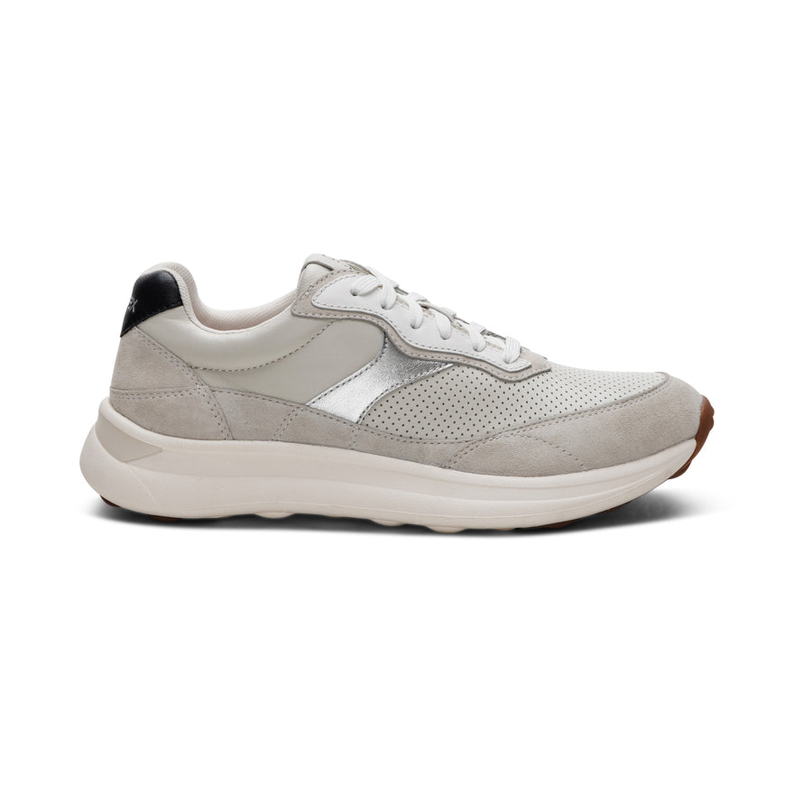 Emily-Lace-Up-Sneakers #color_chalk