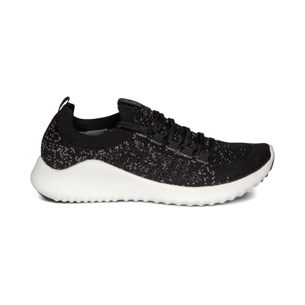 Carly-Arch-Support-Sneakers #color_black