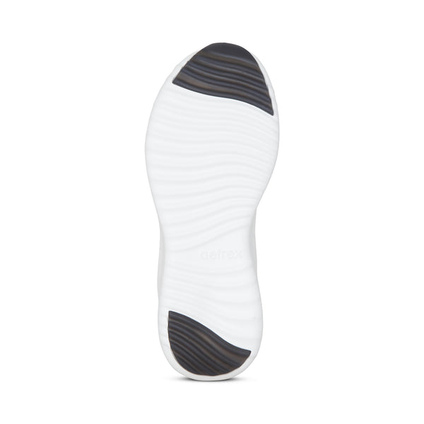 Emery-Arch-Support-Sneaker #color_black