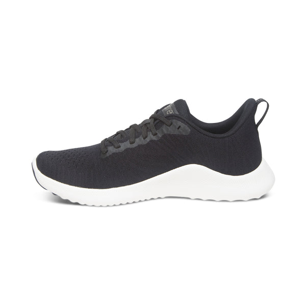 Emery-Arch-Support-Sneaker #color_black