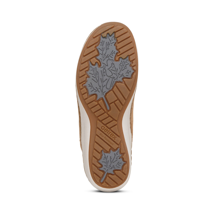 Chrissy-Winter-Slip-On #color_cognac
