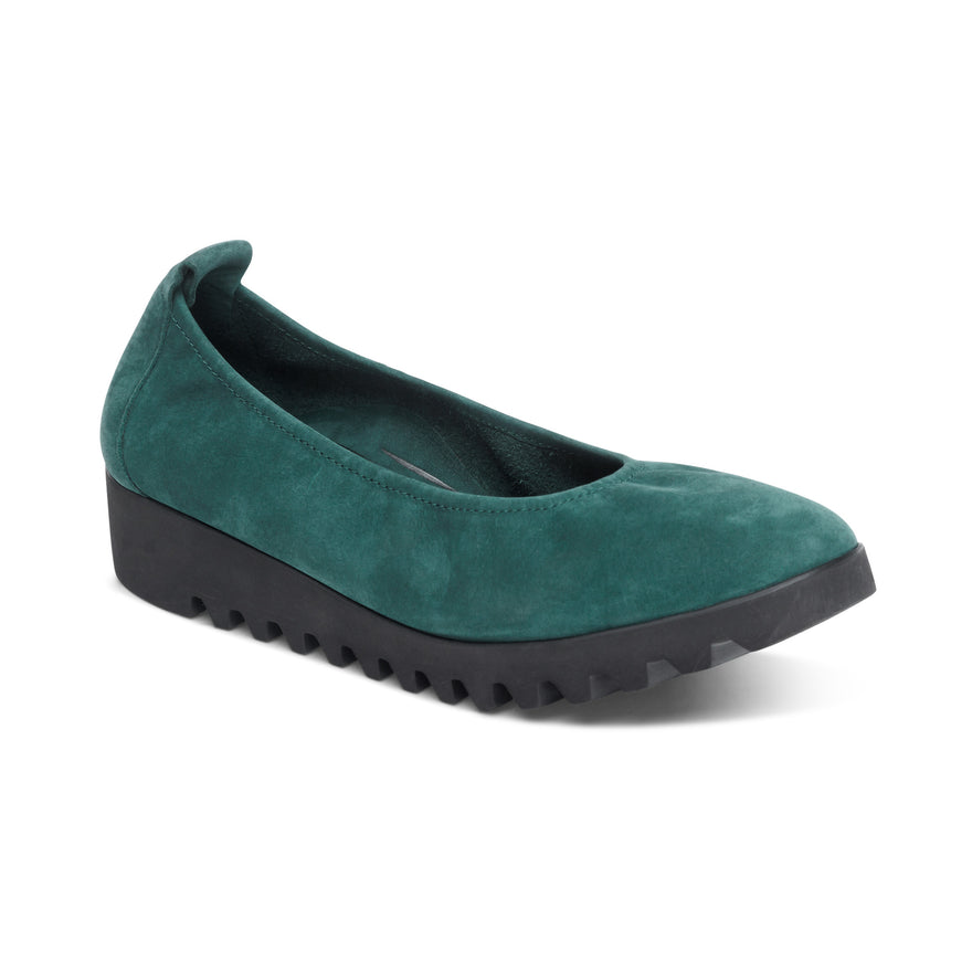 Brianna-Slip-On #color_dark-tea