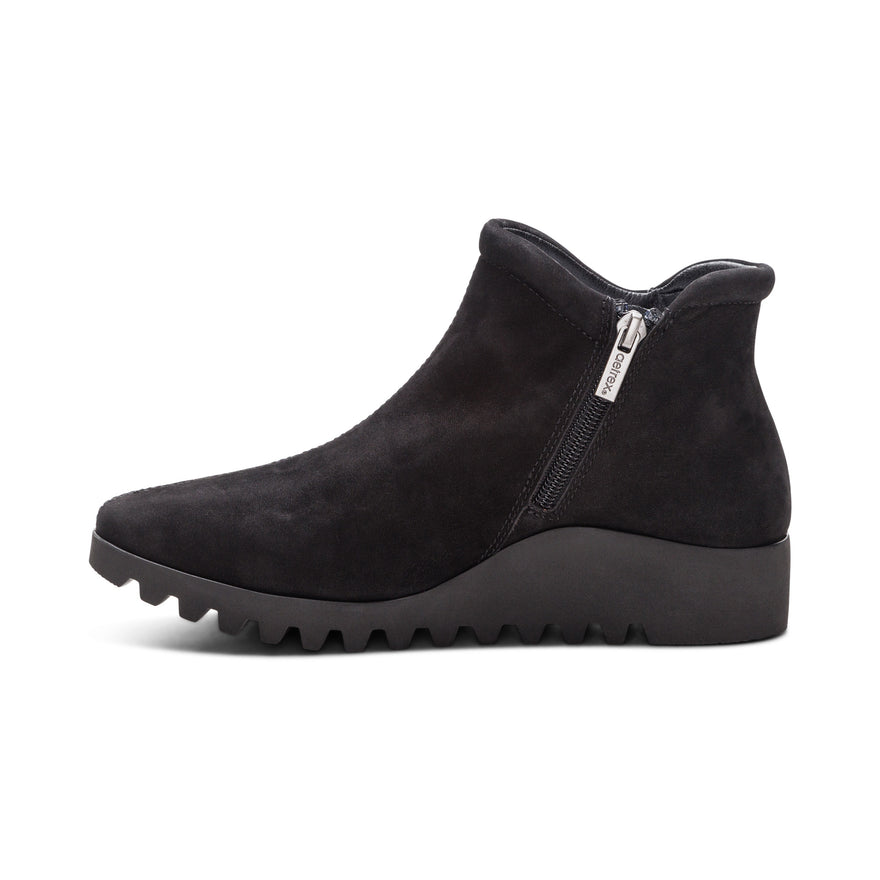 Zoey-Slip-On-Boot #color_black