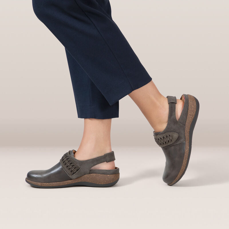 Leni-Slingback-Clog #color_iron