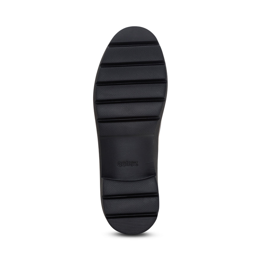 Chloe-Slip-On-Loafer #color_navy