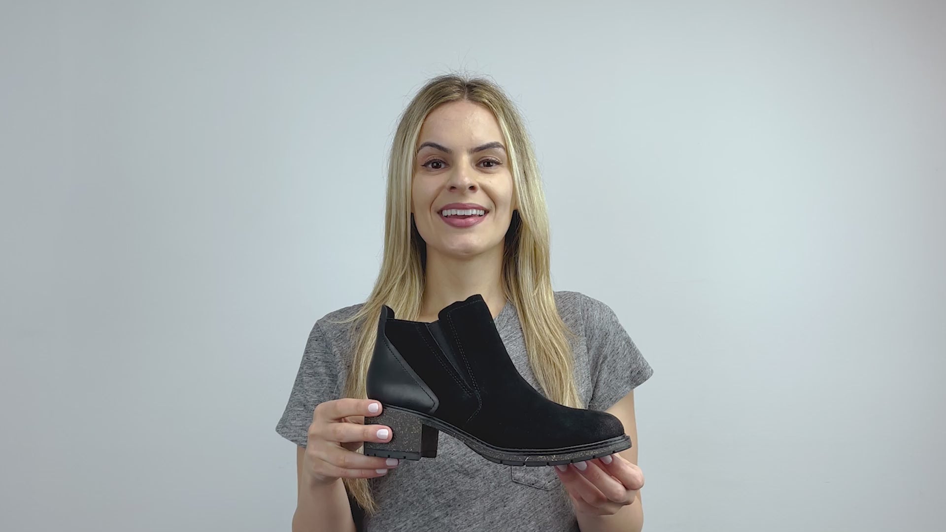 Load video: frankie_-_with_text (1080p).mp4