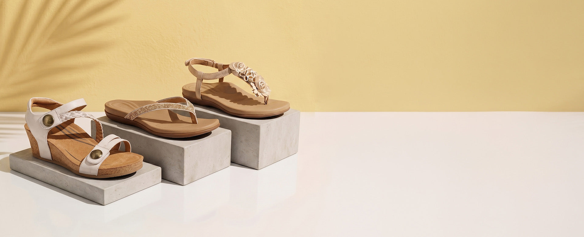 Up To 40% OFF Aetrex.com Exclusive Summer Essentials 