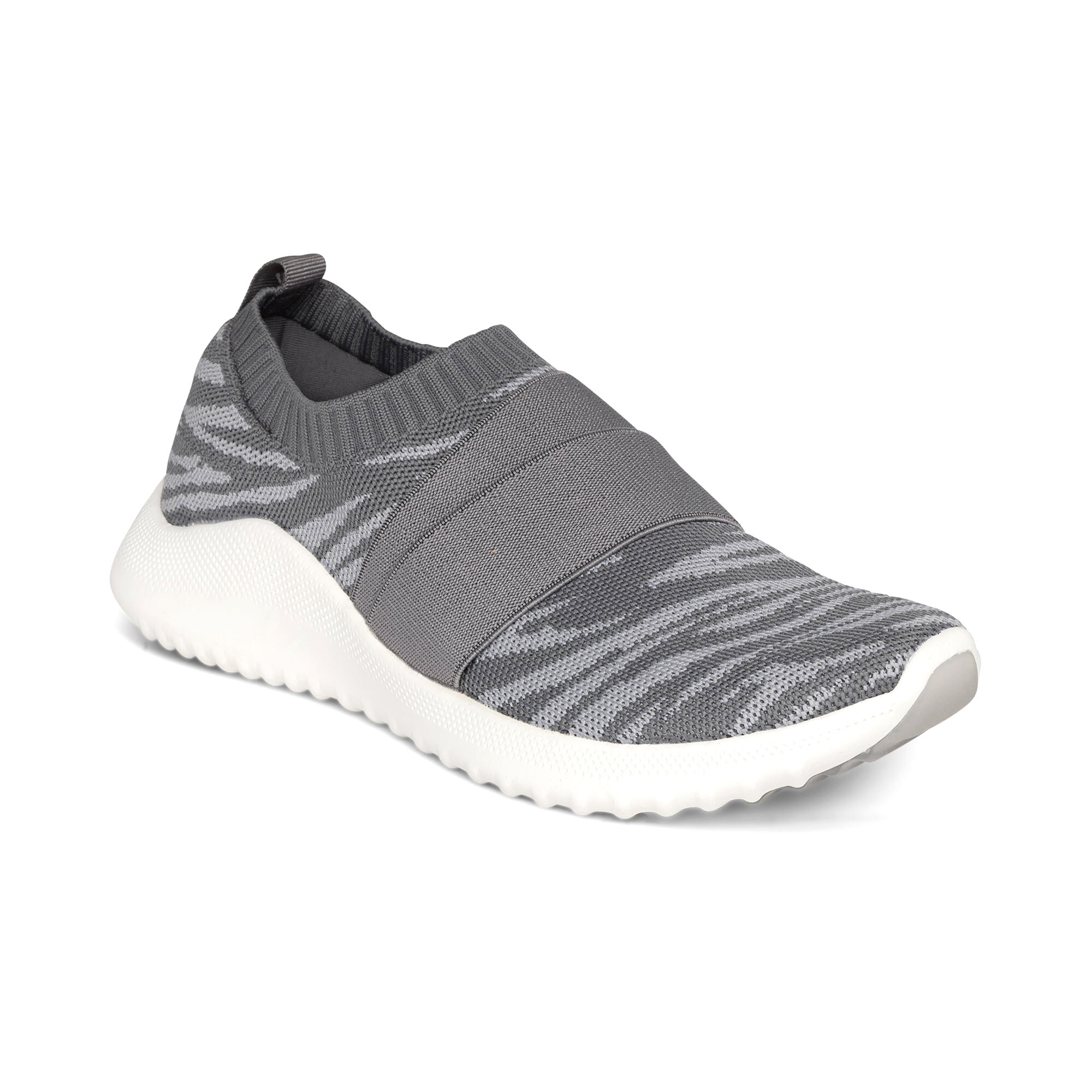 lightweight sneakers with good arch support